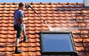 roof cleaning Fforddlas, Powys